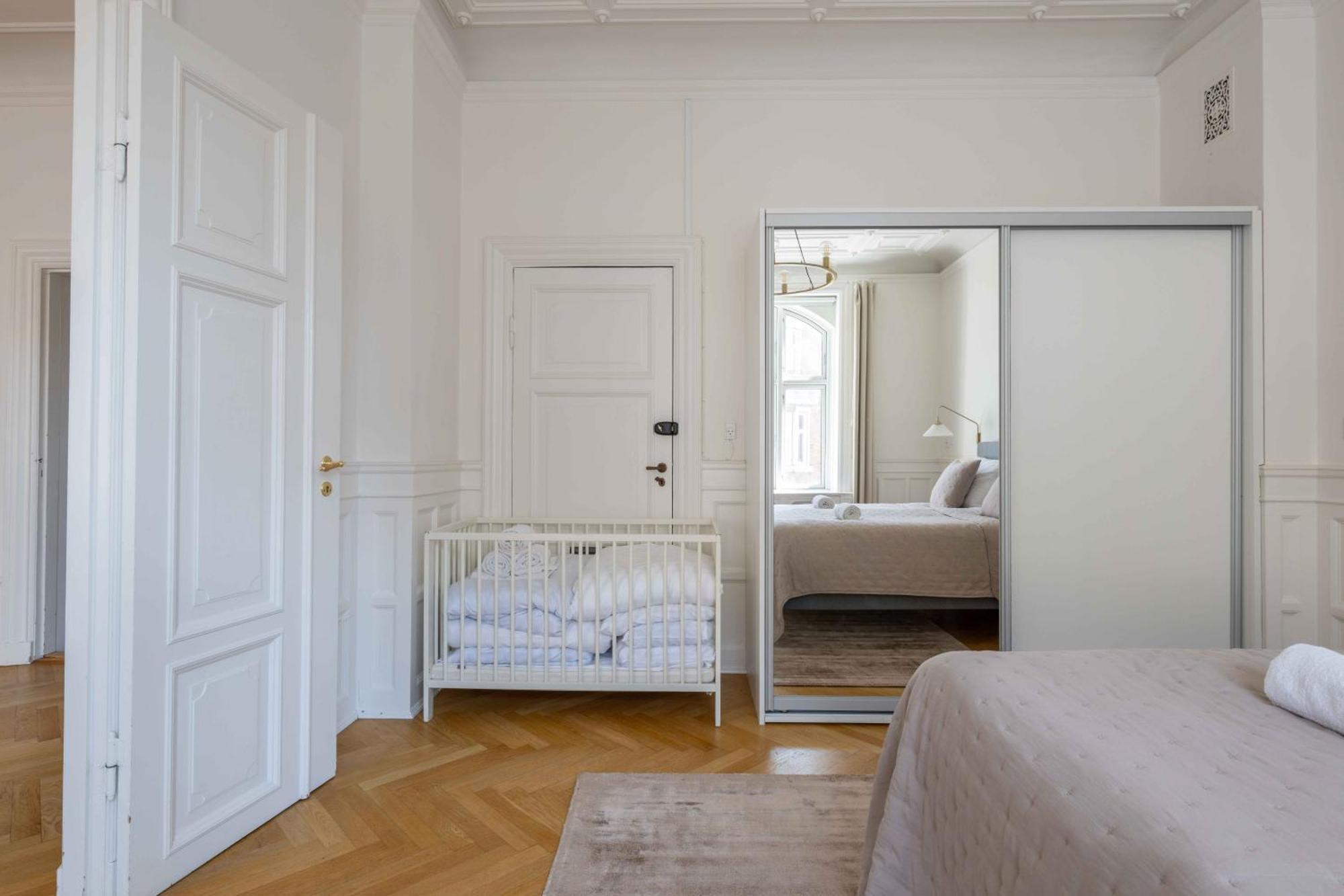 Lovely 3Br Manor Apartment 5 Min From Tivoli Gardens Kopenhagen Exterior foto